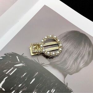 Simone Rocha Gold-Tone Pearl Circle Hair Clip